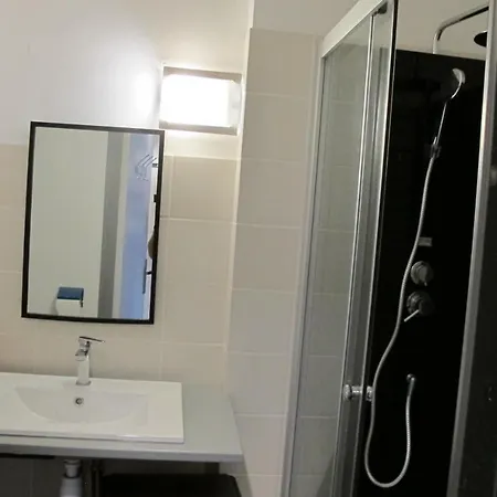 Charmant 2 Pieces Cosy Prox Centre Et Tram C * Grenoble